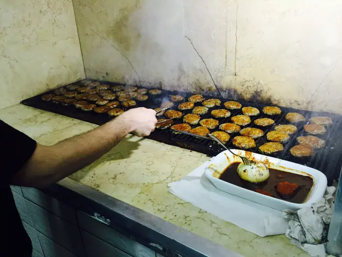 קבב במפגש התאומים (קובי רובין) קבב במפגש התאומים (קובי רובין)