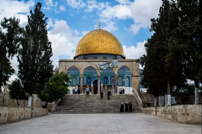 כיפת הזהב, מתחם הר הבית, ירושלים. דצמבר 2015 (תצפית TPS , קובי ריכטר) כיפת הזהב, מתחם הר הבית, ירושלים. דצמבר 2015 (תצפית TPS , קובי ריכטר)