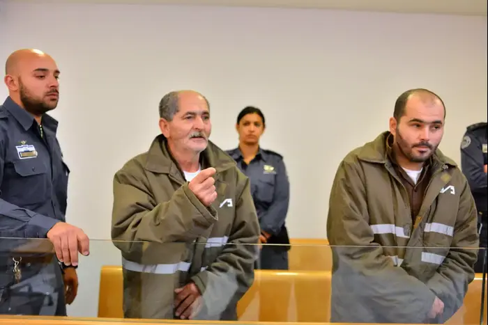 מוחמד מלחם אביו של נשאת מלחם היום בדיון על הארכת מעצר בשלום חיפה 10 ינואר 2016 (ניב אהרונסון) מוחמד מלחם אביו של נשאת מלחם היום בדיון על הארכת מעצר בשלום חיפה 10 ינואר 2016 (ניב אהרונסון)