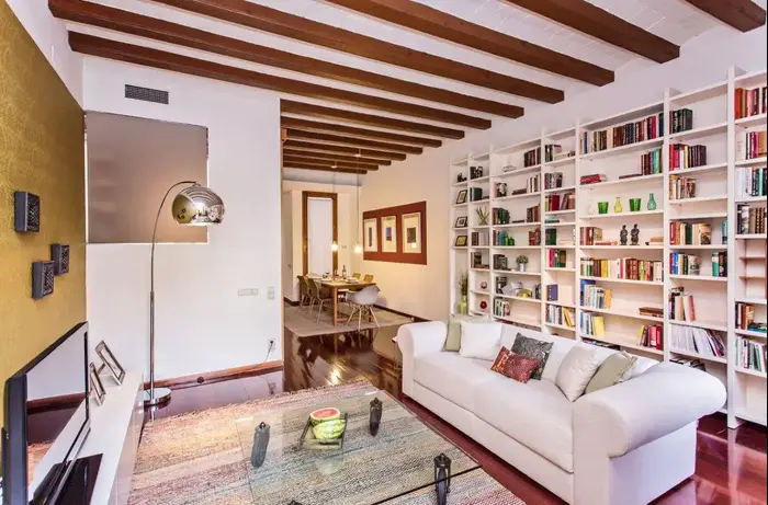 סוויט אין Sweet Inn בין Airbnb למלון (יח"צ , Sweet In)