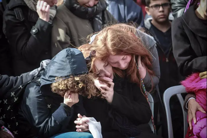הלוויתה של דפנה מאיר שנרצחה בפיגוע בעתניאל אמש 18 ינואר 2016 (נועם מושקוביץ)