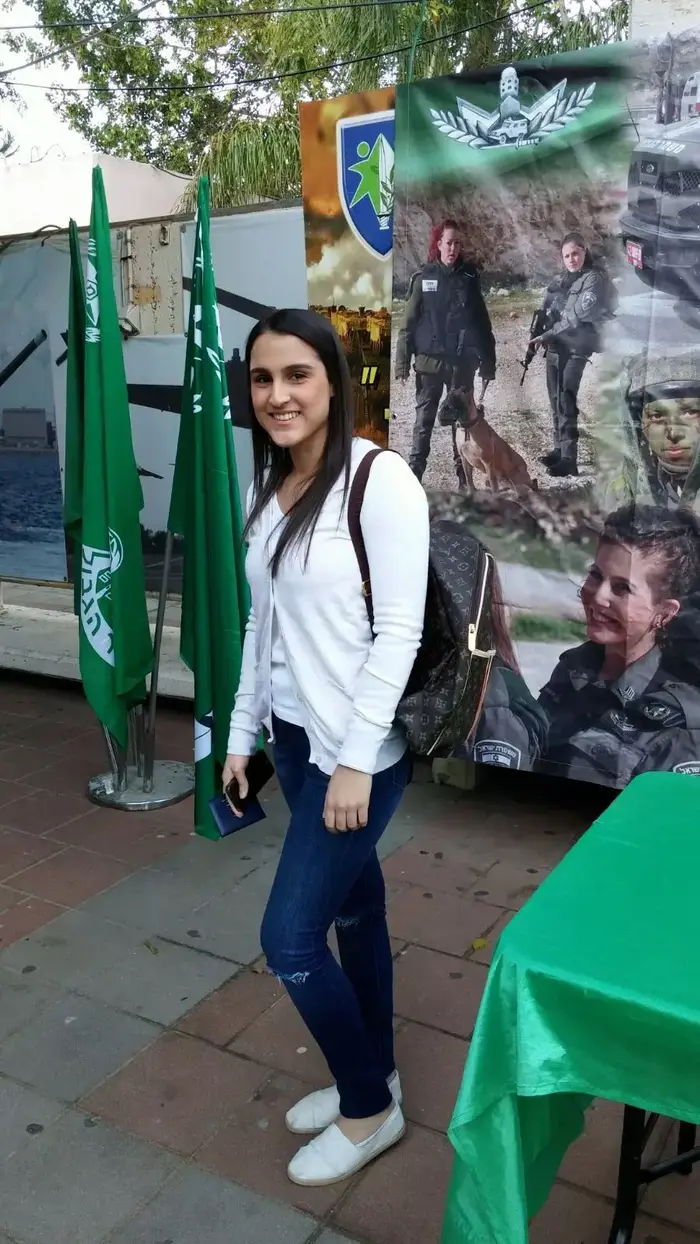 הדר כהן, שנרצחה בפיגוע המשולב בשער שכם, ינואר 2016 (ספק 500) הדר כהן, שנרצחה בפיגוע המשולב בשער שכם, ינואר 2016 (ספק 500)