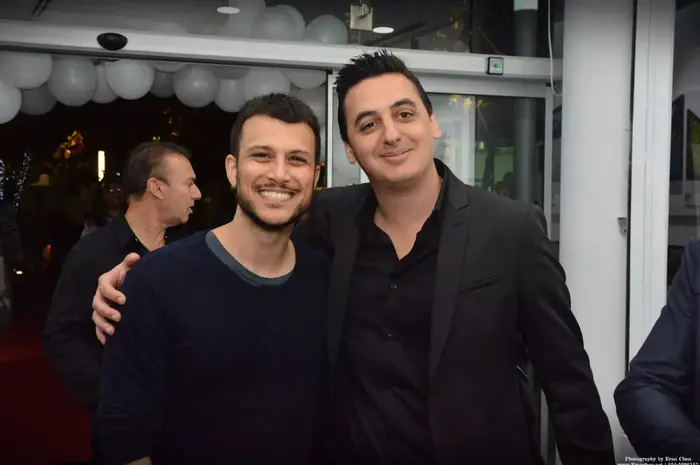 אורון דנינו ואסי עזר (יח"צ , ארן חן) אורון דנינו ואסי עזר (יח"צ , ארן חן)