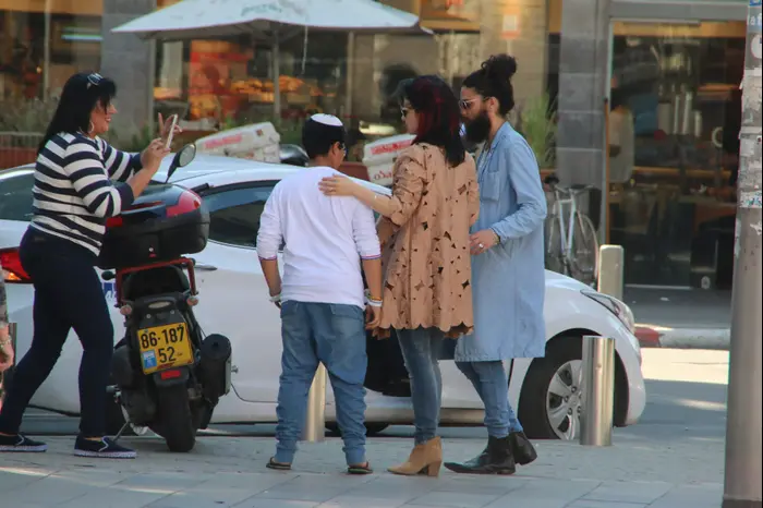 נינט טייב + יוסי מזרחי (ניר פקין) נינט טייב + יוסי מזרחי (ניר פקין)