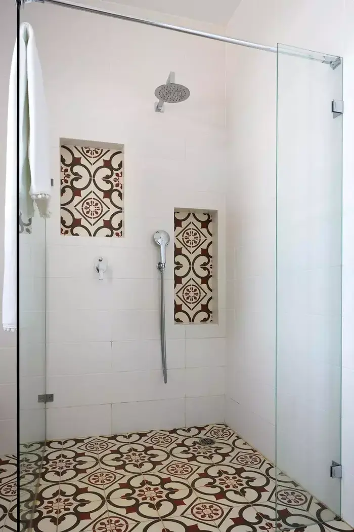 בית משפחתי באן יהודה; אדריכלות ועיצוב פנים: סטודיו רון שינקין; מהנדס: רועי קלע (בנין ודיור , שי אפשטיין) בית משפחתי באן יהודה; אדריכלות ועיצוב פנים: סטודיו רון שינקין; מהנדס: רועי קלע (בנין ודיור , שי אפשטיין)