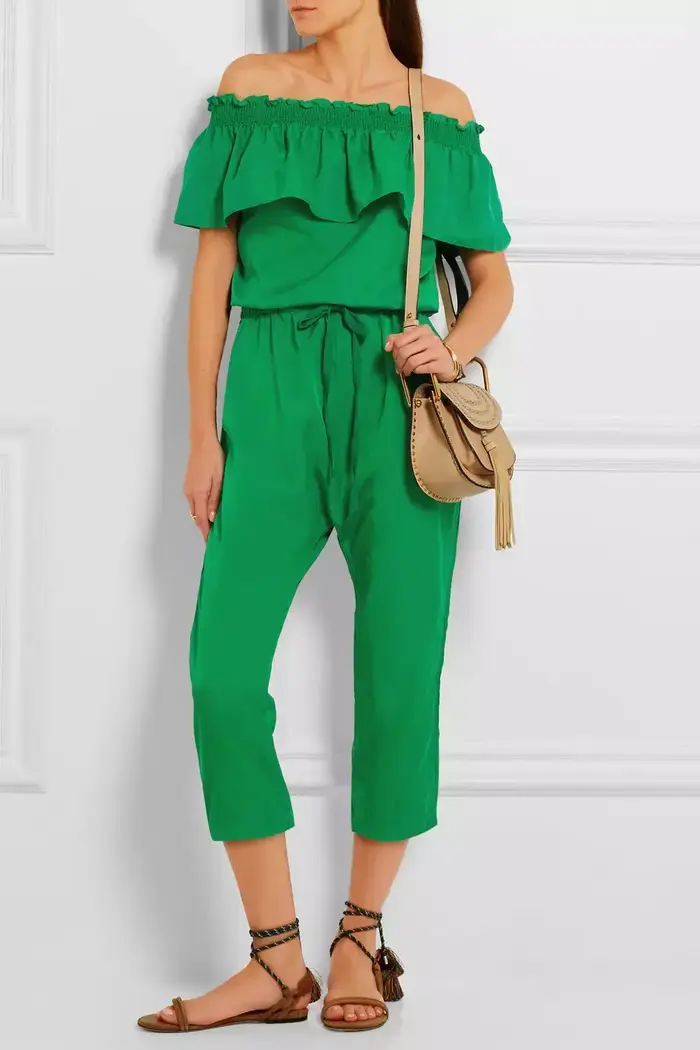 אוברול של CLU ל net a porter, 283 ליש"ט (אתר רשמי , net a porter) אוברול של CLU ל net a porter, 283 ליש"ט (אתר רשמי , net a porter)