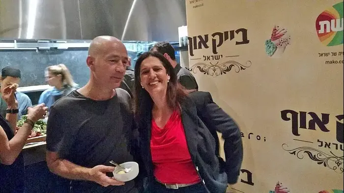 איריס ראור ברץ אבי ניר (יח"צ , רונית מטיאס) איריס ראור ברץ אבי ניר (יח"צ , רונית מטיאס)