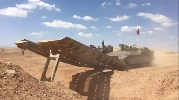 תיעוד: צה"ל ערך ניסוי מיוחד בנגמ"ש "נמר הנדסה" (משרד הביטחון) תיעוד: צה"ל ערך ניסוי מיוחד בנגמ"ש "נמר הנדסה" (משרד הביטחון)