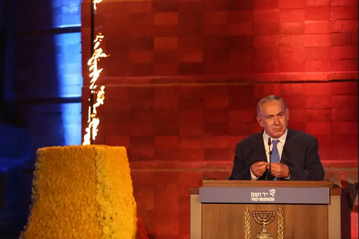 ראש הממשלה בנימין נתניהו בעצרת יום הזכרון לשואה ולגבורה, יד ושם ירושלים. מאי 2016 (נועם מושקוביץ)
