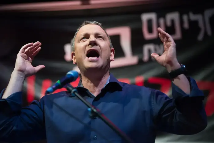 אראל מרגלית באירוע פתיחת הקמפיין שלו בדרום תל אביב (ניב אהרונסון) אראל מרגלית באירוע פתיחת הקמפיין שלו בדרום תל אביב (ניב אהרונסון)