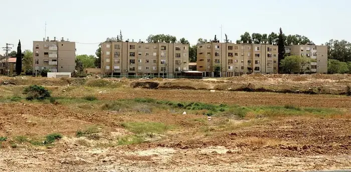 נתיבות (גלובס , איל יצהר) נתיבות (גלובס , איל יצהר)