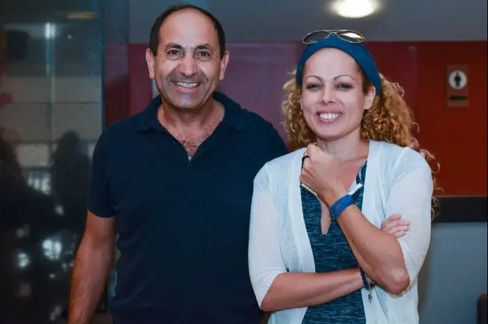 ינאי פרישר + רוי פרישר גוטמן (יח"צ , נתי גולד) ינאי פרישר + רוי פרישר גוטמן (יח"צ , נתי גולד)