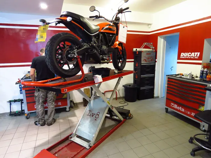 מבחן ארוך טווח דוקאטי סקרמבלר Sixty2. יוני 2016 (קובי ליאני) מבחן ארוך טווח דוקאטי סקרמבלר Sixty2. יוני 2016 (קובי ליאני)