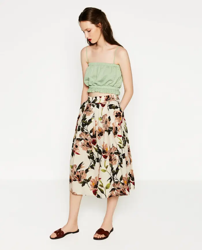גופיה של זארה, 59.90 שקלים (אתר רשמי , zara) גופיה של זארה, 59.90 שקלים (אתר רשמי , zara)