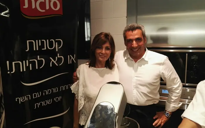 גיל גמון ויפה אפרתי (יח"צ , רונית מטיאס) גיל גמון ויפה אפרתי (יח"צ , רונית מטיאס)
