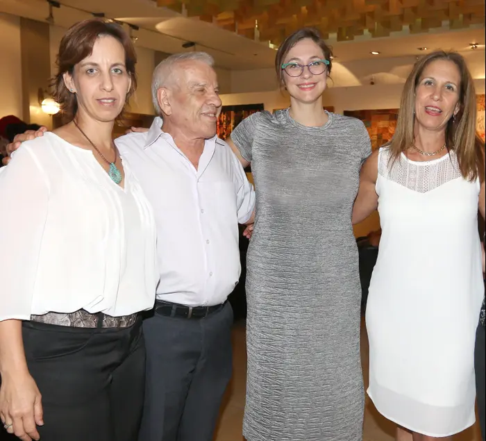 סיגל בראון, קרן פלס, אלי פישר, נורית הראל (יח"צ , ענת מוסברג) סיגל בראון, קרן פלס, אלי פישר, נורית הראל (יח"צ , ענת מוסברג)