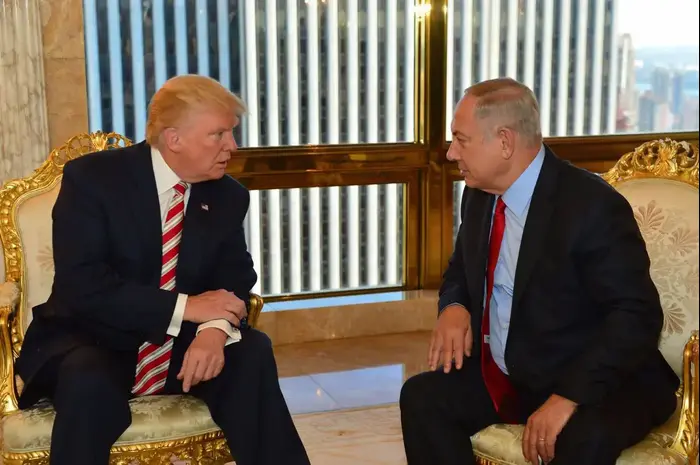 המועמד הרפובליקני לנשיאות דונלד טראמפ וראש הממשלה בנימין נתניהו במהלך פגישתם בבניין טראמפ בניו יורק, ספטמבר 2016 (לשכת העיתונות הממשלתית) המועמד הרפובליקני לנשיאות דונלד טראמפ וראש הממשלה בנימין נתניהו במהלך פגישתם בבניין טראמפ בניו יורק, ספטמבר 2016 (לשכת העיתונות הממשלתית)