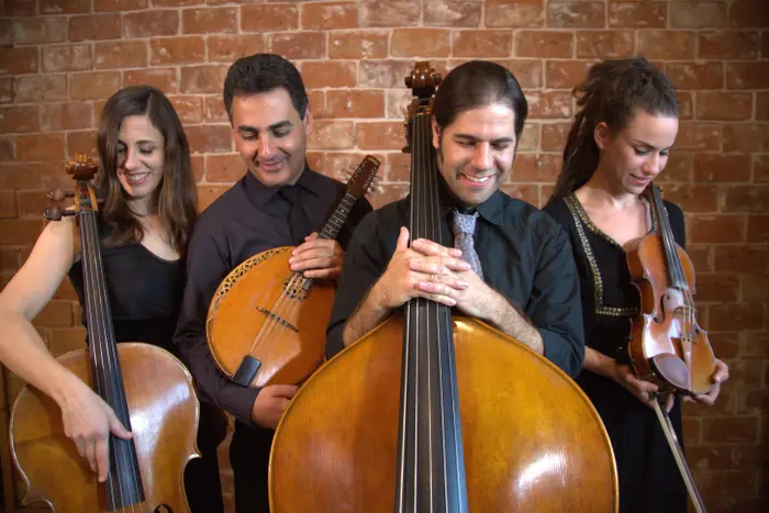אנסמבל גלעד אפרת (יח"צ , Adi Harel) אנסמבל גלעד אפרת (יח"צ , Adi Harel)