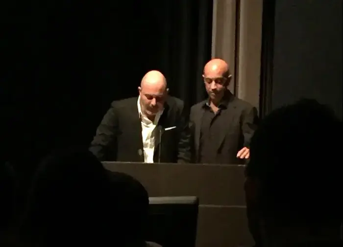 ליאור רוז ואבי יששכרוף נואמים במהלך הקרנת הבכורה של הסדרה שיצרו, "פאודה", בלוס אנג'לס, לאחר רכישתה על ידי נטפליקס (מערכת וואלה! NEWS) ליאור רוז ואבי יששכרוף נואמים במהלך הקרנת הבכורה של הסדרה שיצרו, "פאודה", בלוס אנג'לס, לאחר רכישתה על ידי נטפליקס (מערכת וואלה! NEWS)