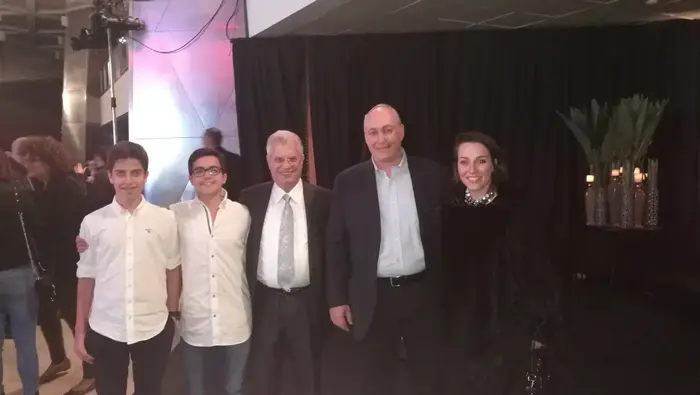 זיוה זיידלר חמי פרס שלום עידן ויונתן זיידלר (יח"צ , רונית מטיאס)