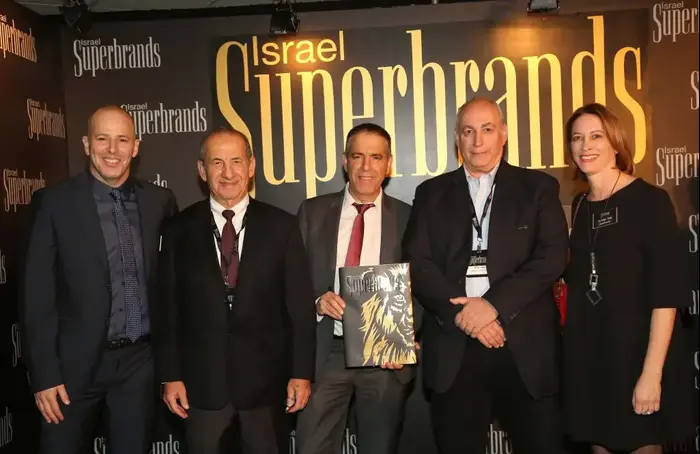 אתי עמיעד חמי פרס אייל מליס משה וידמן ערן יסעור (יח"צ , סיון פרג)