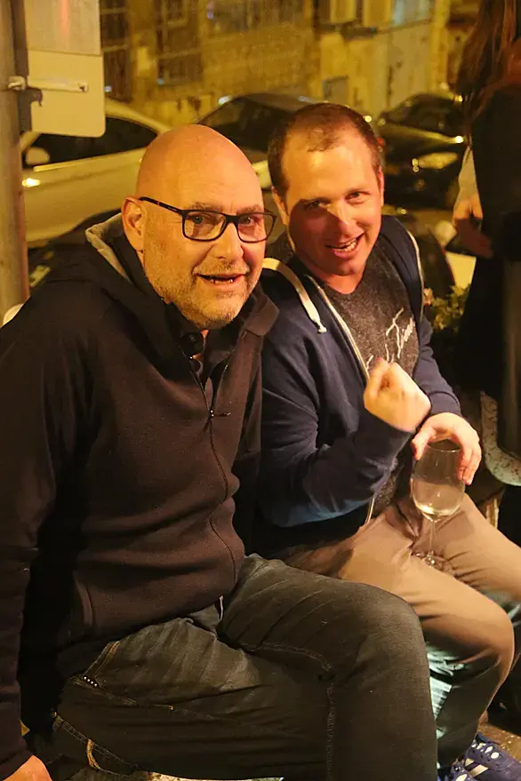 צביקה הדר (מערכת וואלה! NEWS , פול סגל) צביקה הדר (מערכת וואלה! NEWS , פול סגל)