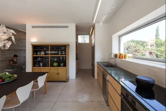 בית משפחתי בשבי ציון (אתר רשמי , טל ניסים) בית משפחתי בשבי ציון (אתר רשמי , טל ניסים)