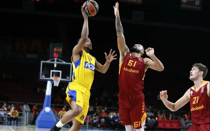 שחקן מכבי תל אביב אנדרו גאודלוק (GettyImages) שחקן מכבי תל אביב אנדרו גאודלוק (GettyImages)