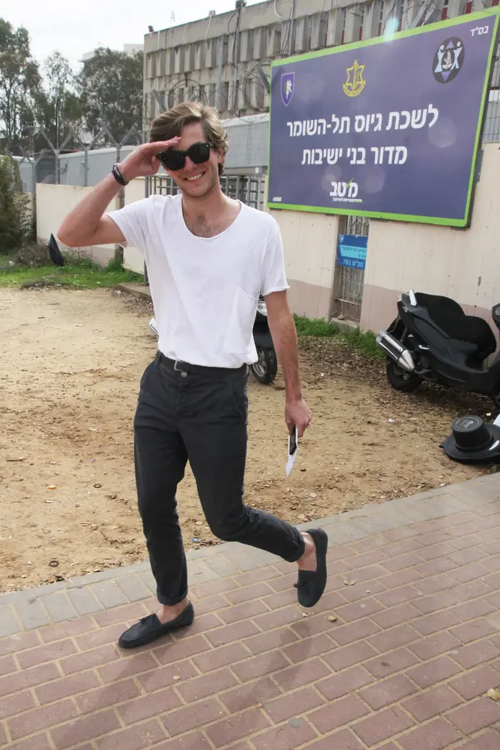גפן ברקאי (ניר פקין) גפן ברקאי (ניר פקין)