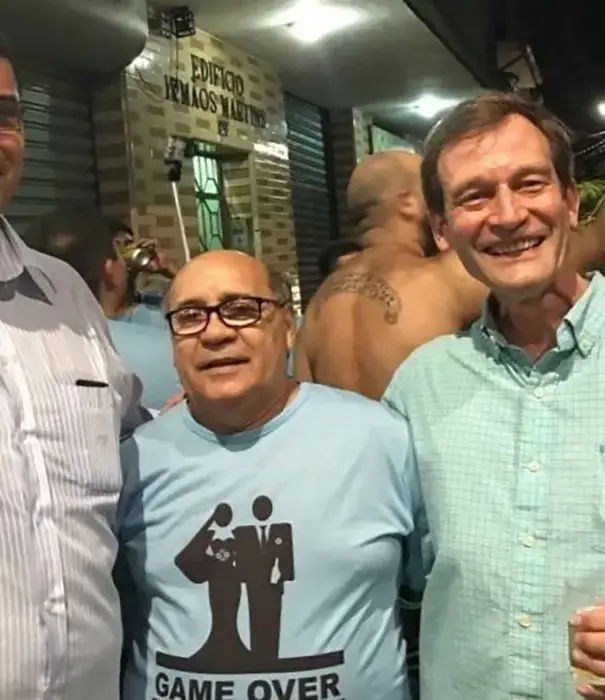כפילים מוכרים של מפורסמים (צילום מסך)