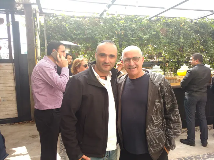 יגאל נחום יעקב אזולאי (יח"צ , רונית מטיאס)