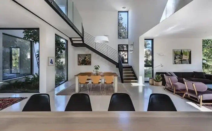 בית משפחתי בחרוצים (אתר רשמי , עודד סמדר)