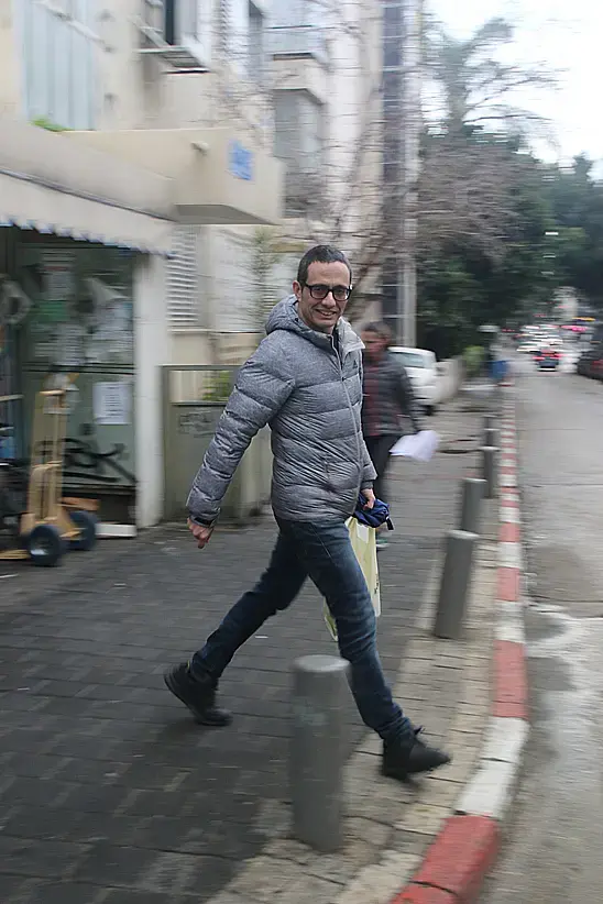 ארז טל (מערכת וואלה! NEWS , פול סגל) ארז טל (מערכת וואלה! NEWS , פול סגל)