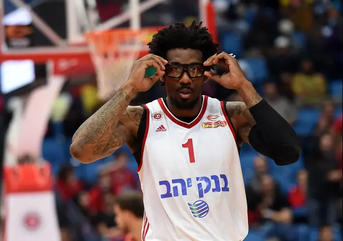 אמארה סטודמאייר שחקן הפועל ירושלים (ברני ארדוב) אמארה סטודמאייר שחקן הפועל ירושלים (ברני ארדוב)