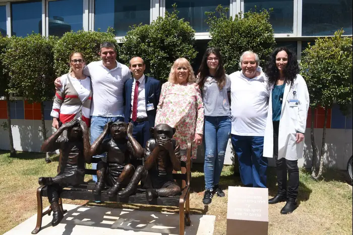 אילת רמון, עמי שגיא, יעל ניזרי, ליזיקה שגיא, פרופ׳ רוני גמזו, טדי שגיא רונית בלום (יח"צ , מירי גטניו)