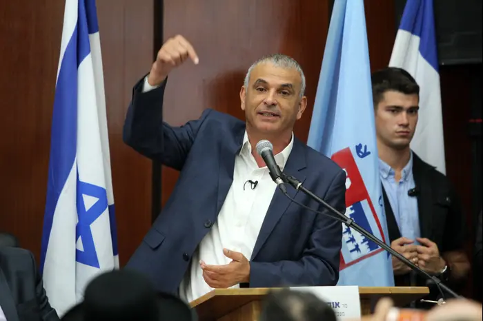 טקס חתימת הסכם גג בעיר עכו 3 במאי 2017 (אדריאן הרבשטיין) טקס חתימת הסכם גג בעיר עכו 3 במאי 2017 (אדריאן הרבשטיין)