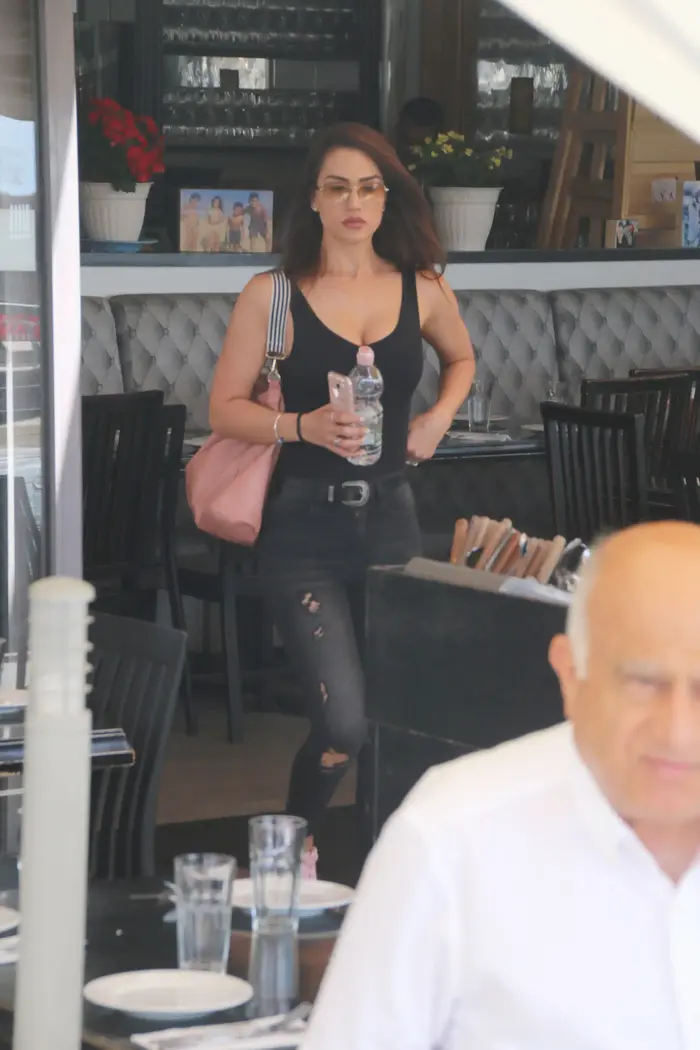 שיר אלמליח (ניר פקין) שיר אלמליח (ניר פקין)