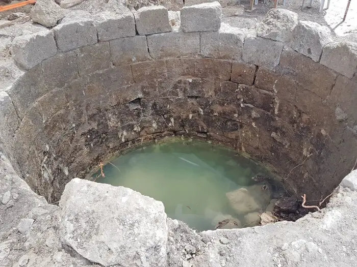באר מהתקופה העותמאנית נמצאה ליד רמת בית שמש (מערכת וואלה! NEWS , רשות העתיקות) באר מהתקופה העותמאנית נמצאה ליד רמת בית שמש (מערכת וואלה! NEWS , רשות העתיקות)