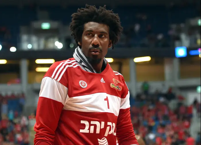 אמארה סטודמאייר שחקן הפועל ירושלים (ברני ארדוב) אמארה סטודמאייר שחקן הפועל ירושלים (ברני ארדוב)