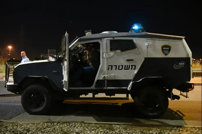 עימותים אלימים בין שוטרים לתושבים בכפר קאסם, 6 ביוני 2017 (ראובן קסטרו) עימותים אלימים בין שוטרים לתושבים בכפר קאסם, 6 ביוני 2017 (ראובן קסטרו)