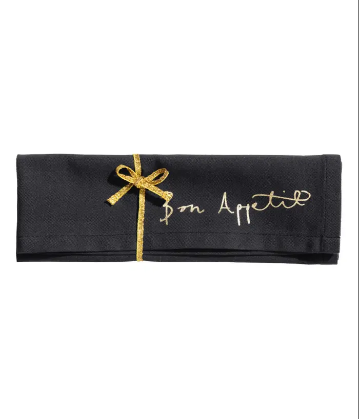 כלי בית של רשת H&m home (יח"צ) כלי בית של רשת H&m home (יח"צ)