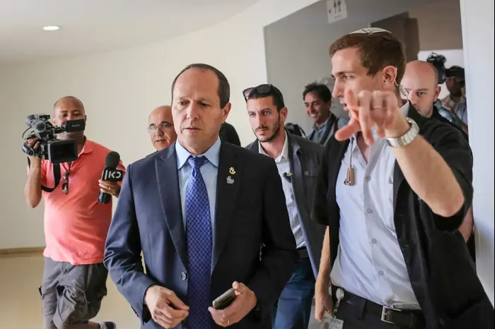 תהליך הגישור בהשתתפות הורים מנכל המשרד ומנהל הדסה, בית משפט עליון (נועם מושקוביץ) תהליך הגישור בהשתתפות הורים מנכל המשרד ומנהל הדסה, בית משפט עליון (נועם מושקוביץ)