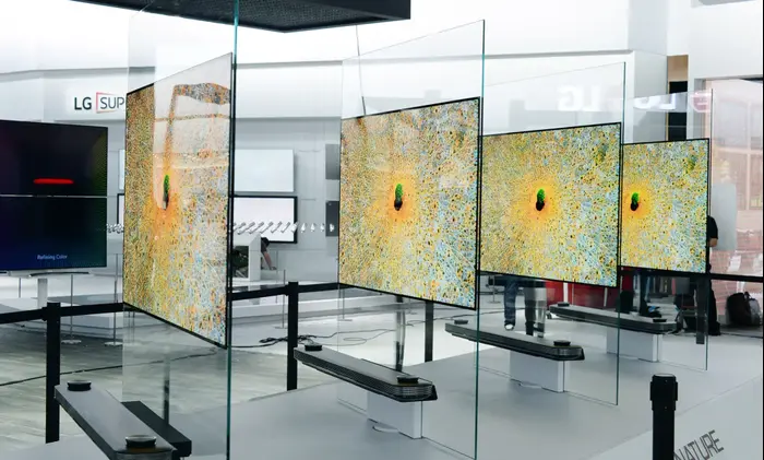 מסכי LG SIGNATURE OLED (יח"צ)