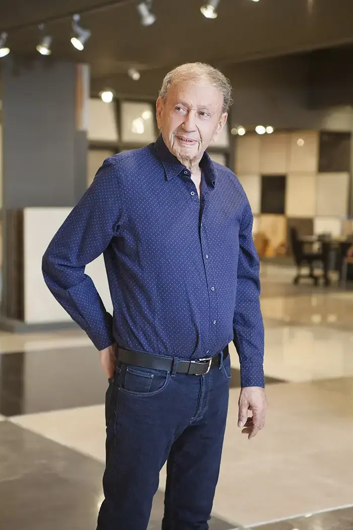 חזי בנק (יח"צ) חזי בנק (יח"צ)