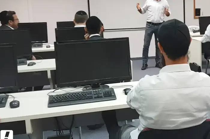 חרדים סייבר (מערכת וואלה! NEWS) חרדים סייבר (מערכת וואלה! NEWS)