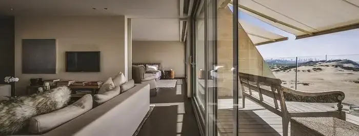 שתי דירות שאוחדו בסי אנד סאן (בנין ודיור , איתי סיקולסקי) שתי דירות שאוחדו בסי אנד סאן (בנין ודיור , איתי סיקולסקי)