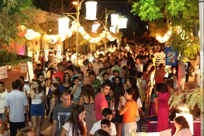 "זוהר דרומי" פסטיבל האור של באר שבע (יח"צ , (צילום: דייגו מיטלברג)) "זוהר דרומי" פסטיבל האור של באר שבע (יח"צ , (צילום: דייגו מיטלברג))