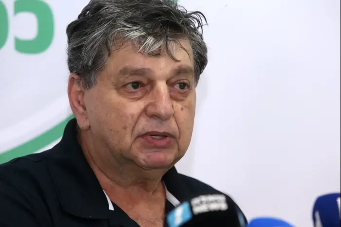 בעלים הפועל כפר סבא יצחק שום (קובי אליהו)