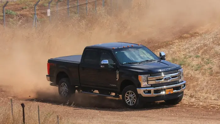 טנדר פורד F-350 במבחן דרכים (ניר בן טובים , רמי גלבוע)