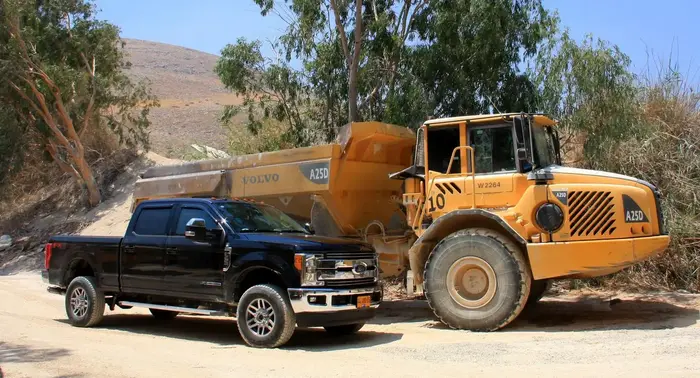 טנדר פורד F-350 במבחן דרכים (ניר בן טובים , רמי גלבוע)